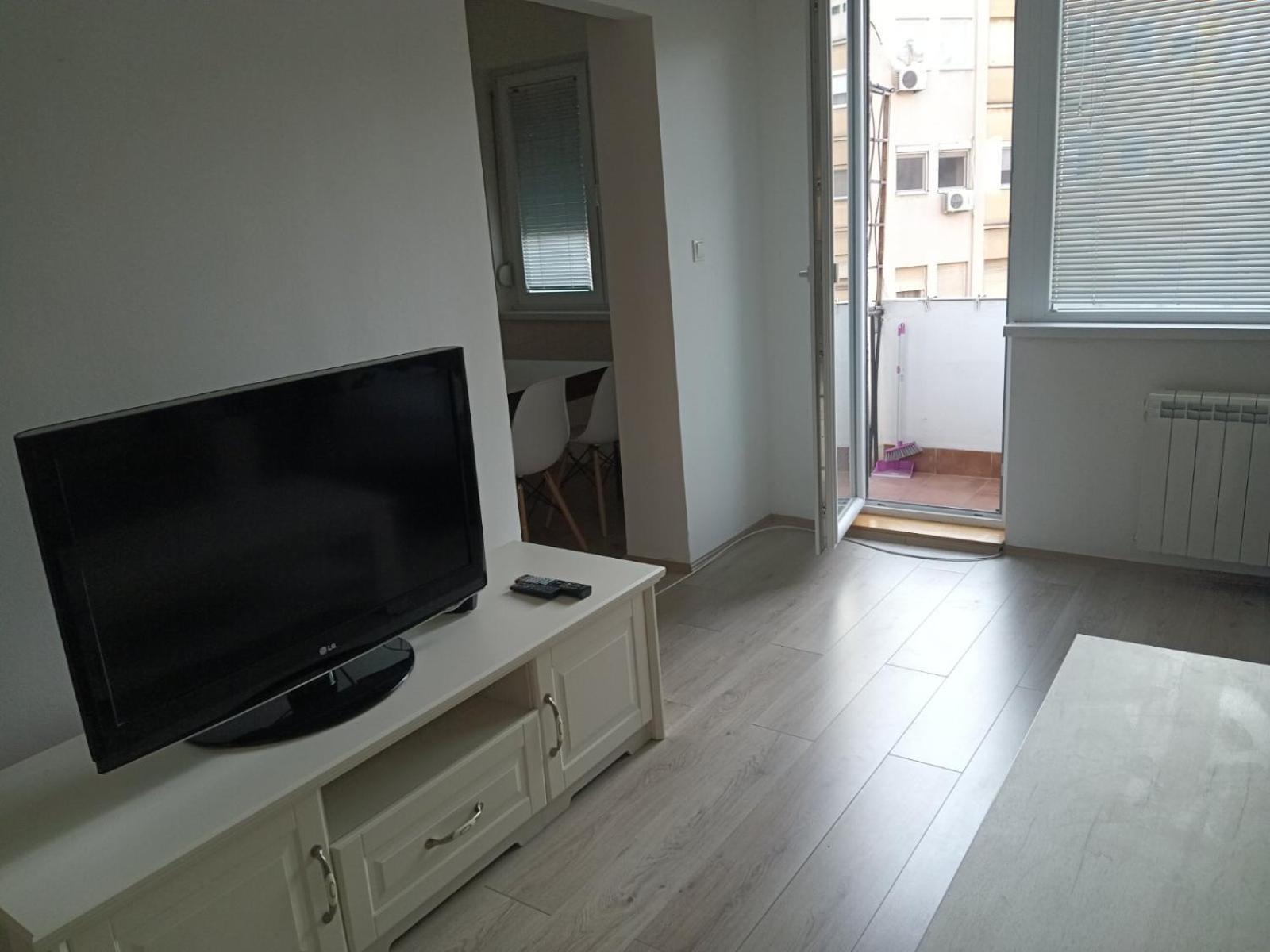 Premium Square Apartment Skopje Eksteriør billede